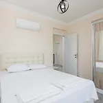 Corals Villa *