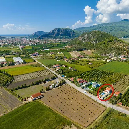 Corals 빌라 달리안